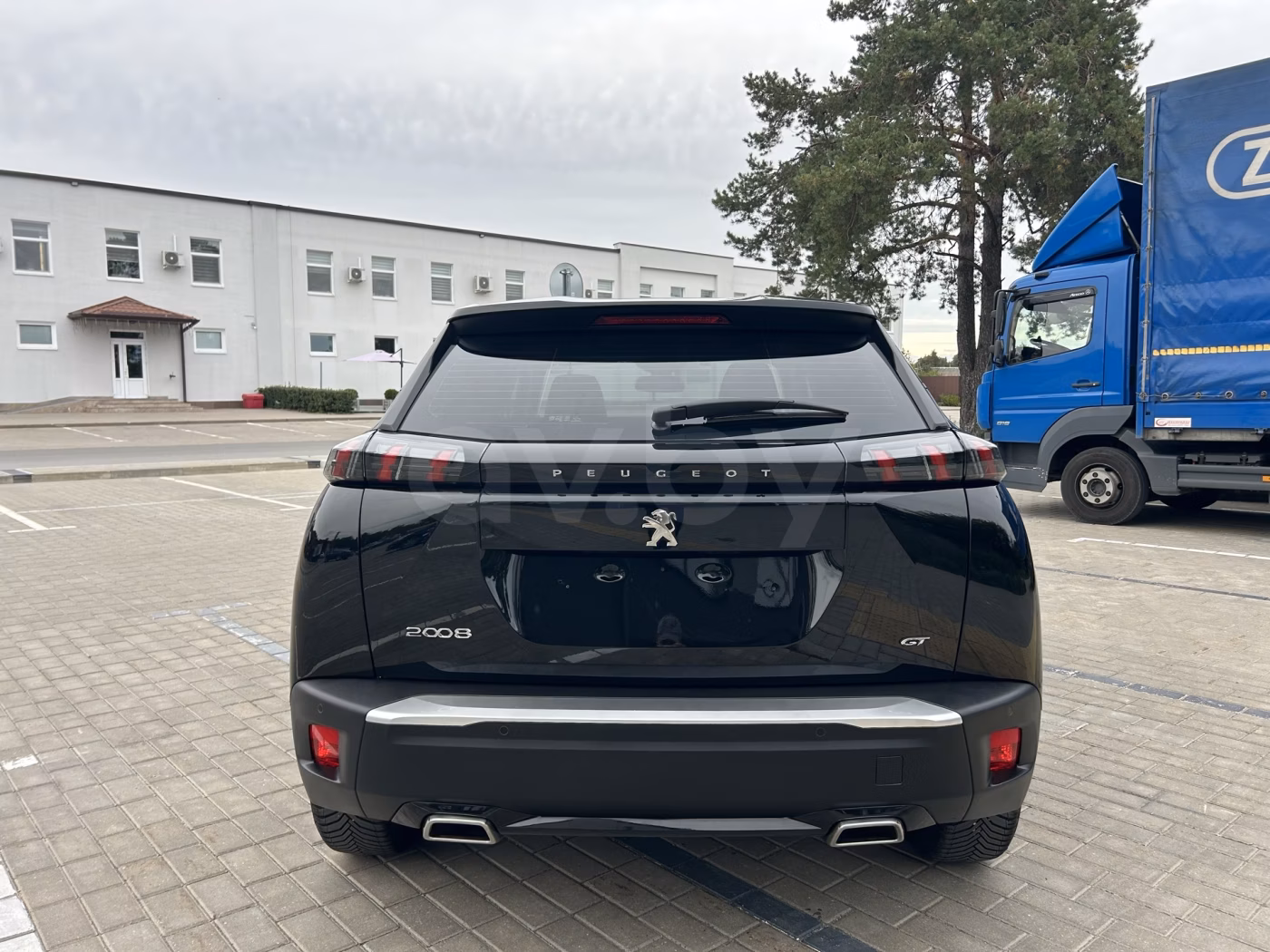 Peugeot 2008 фото 6