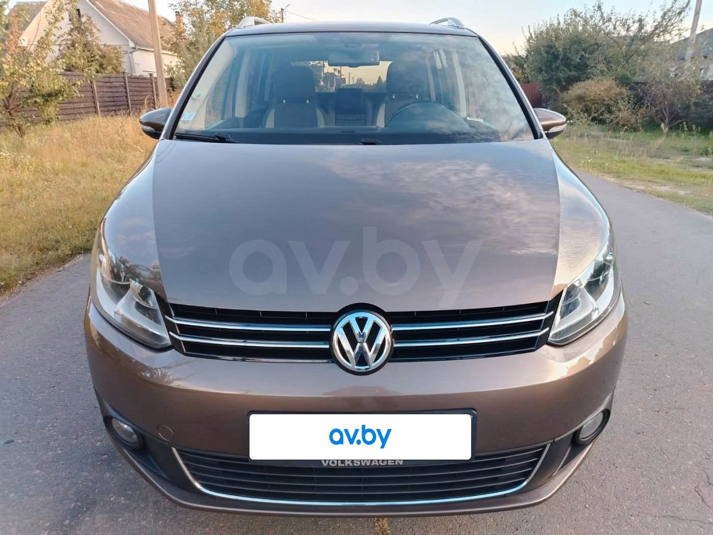 Volkswagen Touran фото 2