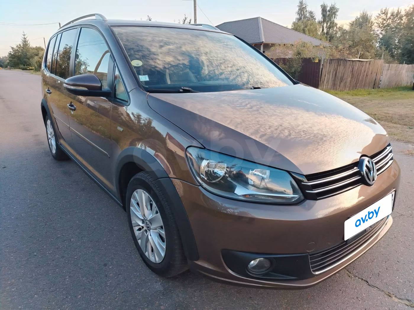 Volkswagen Touran фото 3