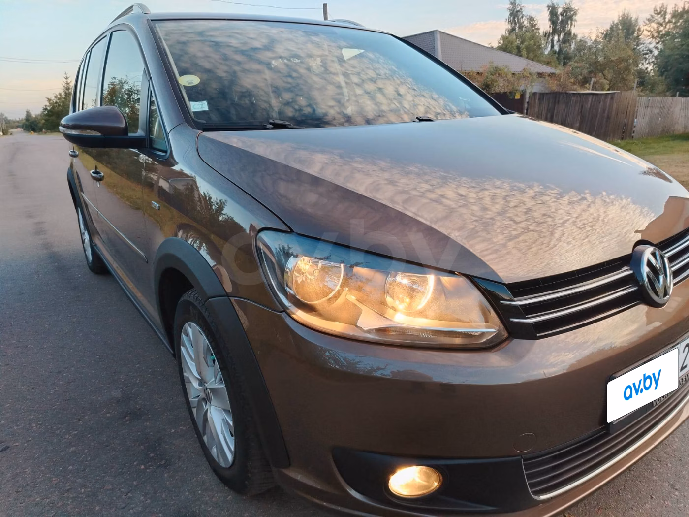 Volkswagen Touran фото 7