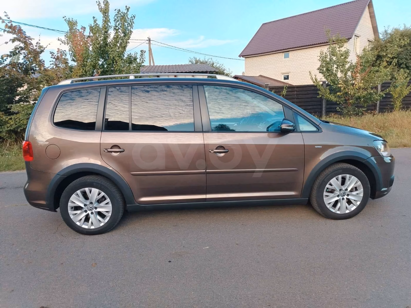 Volkswagen Touran фото 11