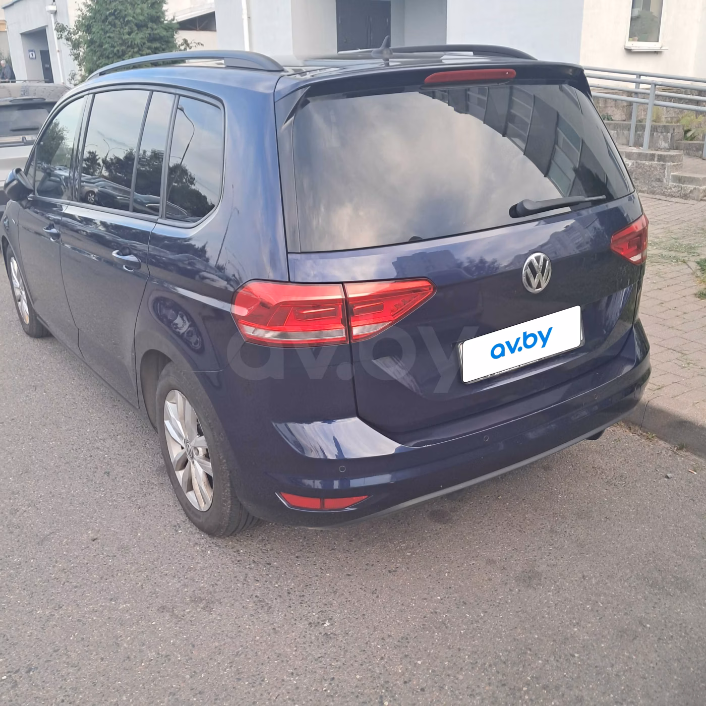 Volkswagen Touran фото 3