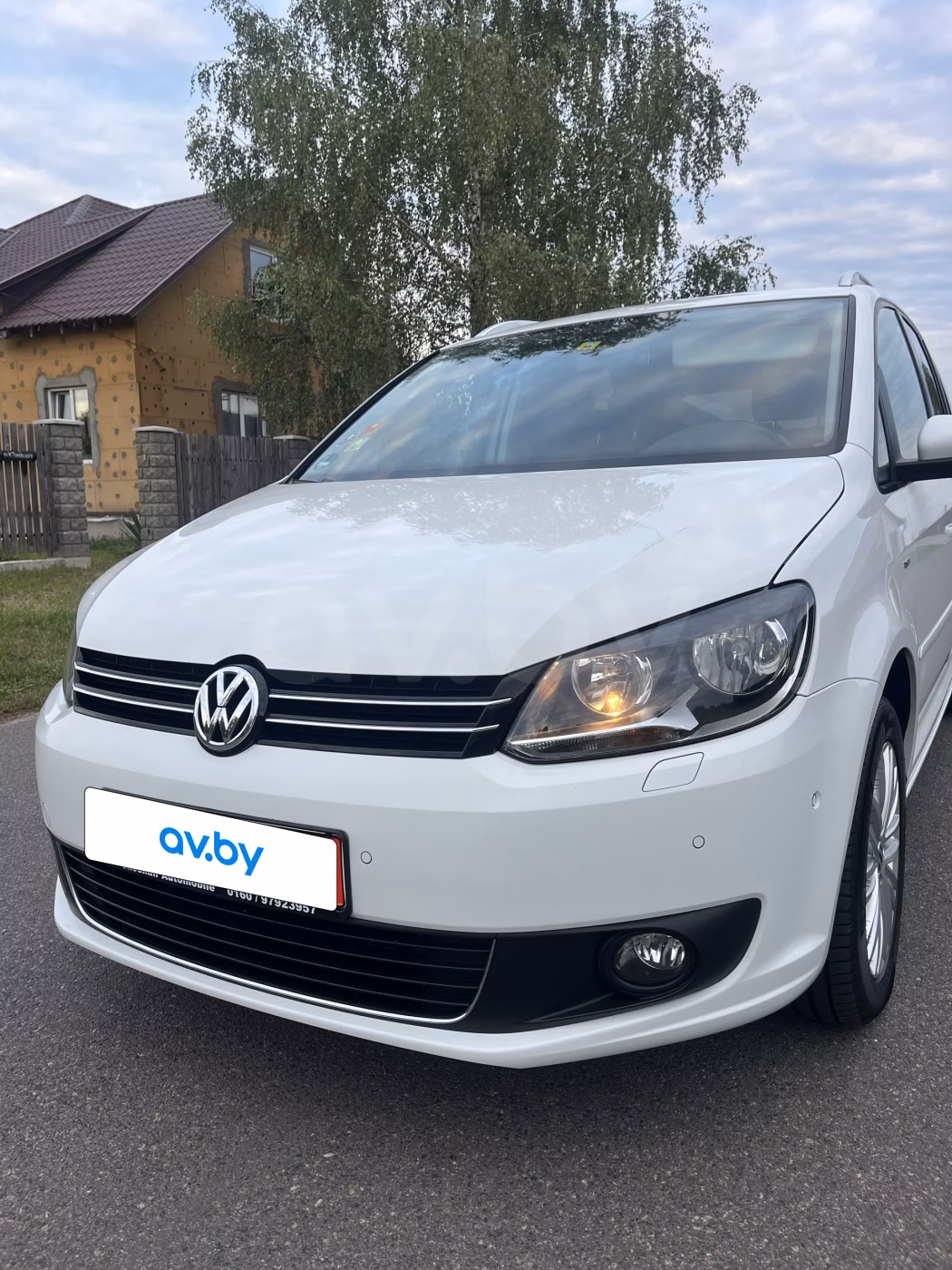 Volkswagen Touran фото 7