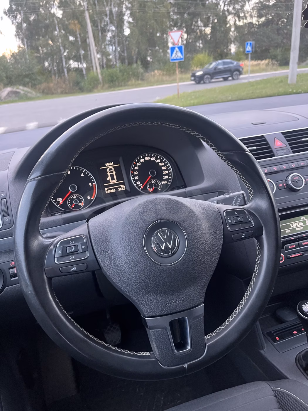 Volkswagen Touran фото 20