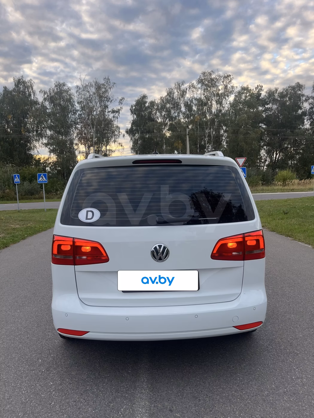 Volkswagen Touran фото 13