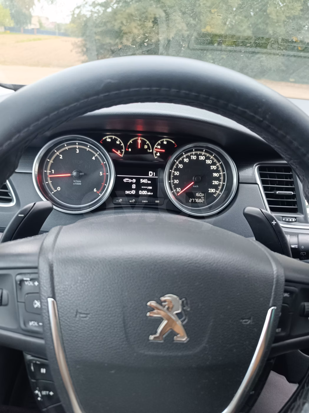 Peugeot 508 фото 9
