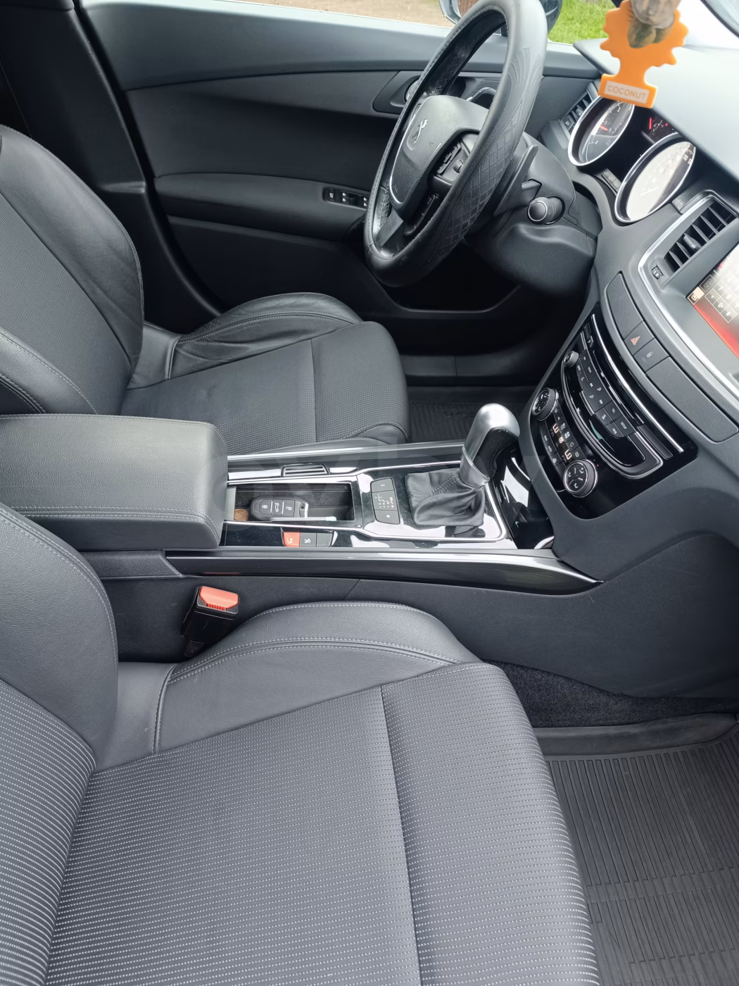Peugeot 508 фото 10
