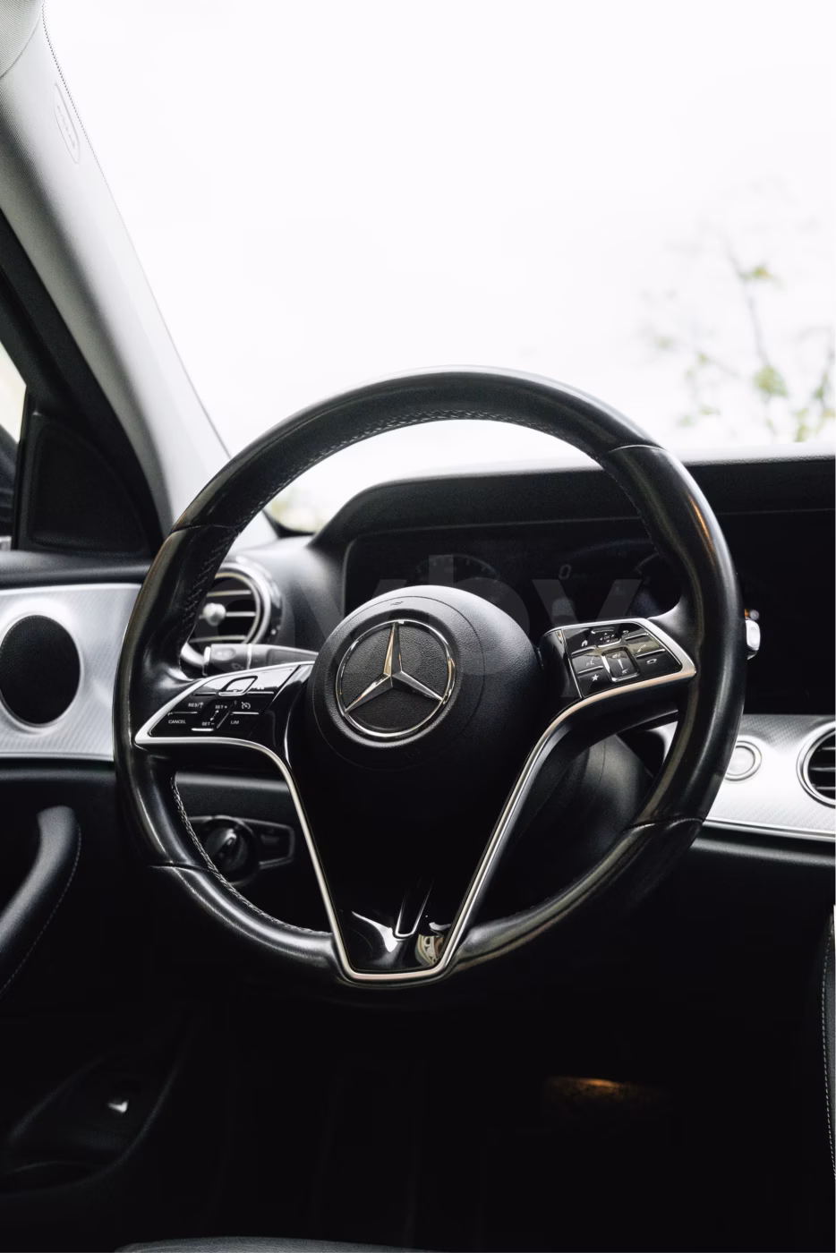Mercedes-Benz E-Класс фото 14