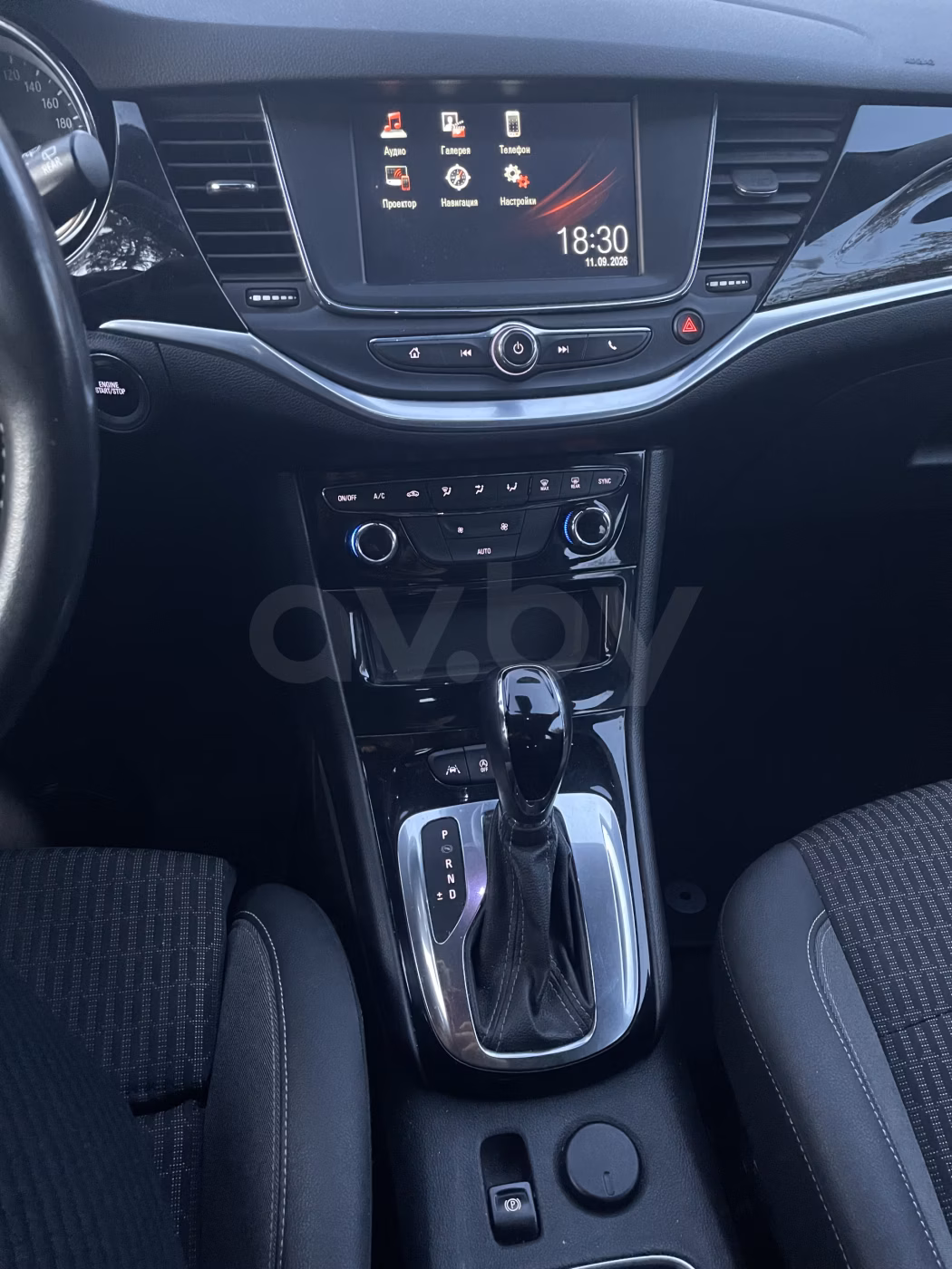 Opel Astra фото 8