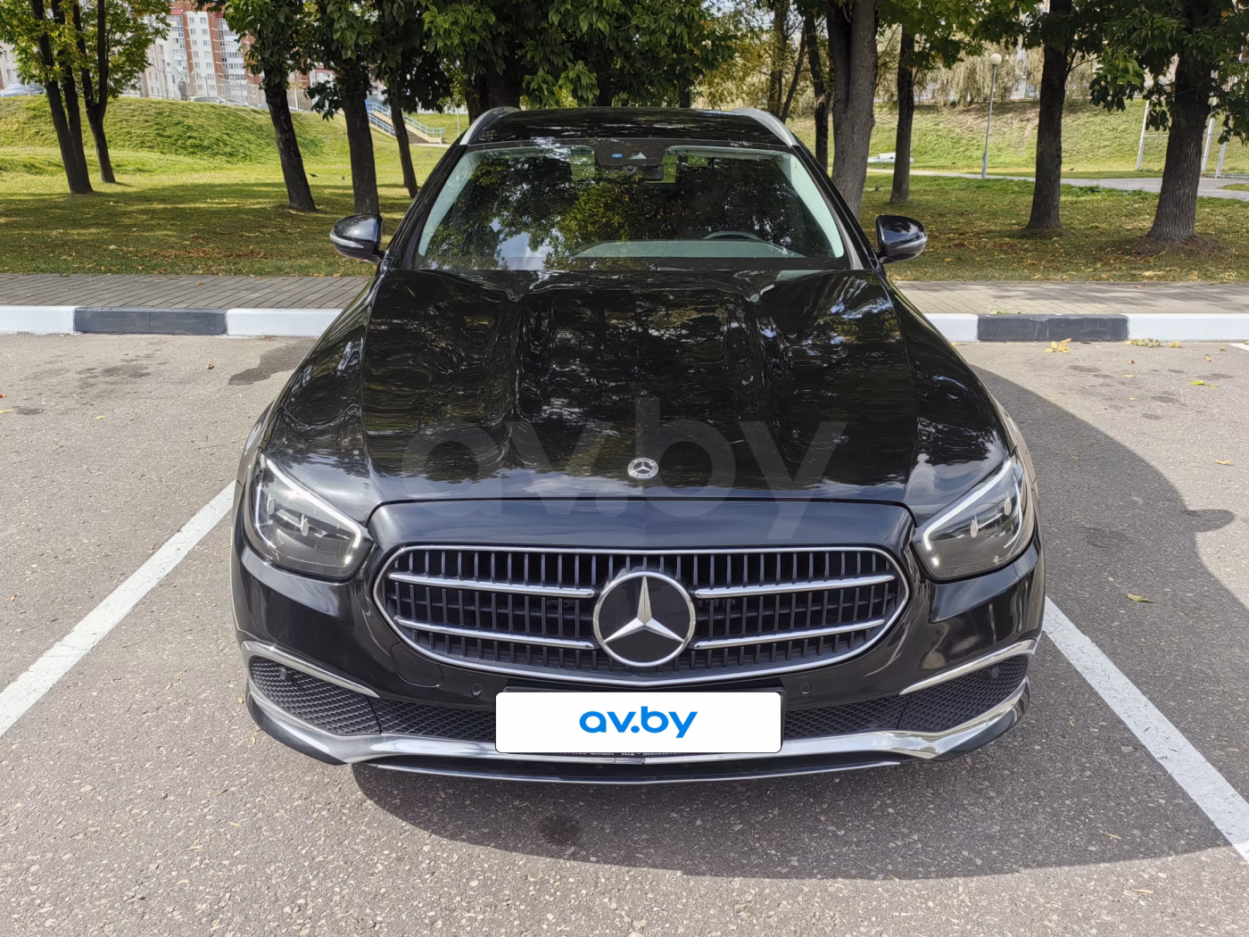 Mercedes-Benz E-Класс фото 13