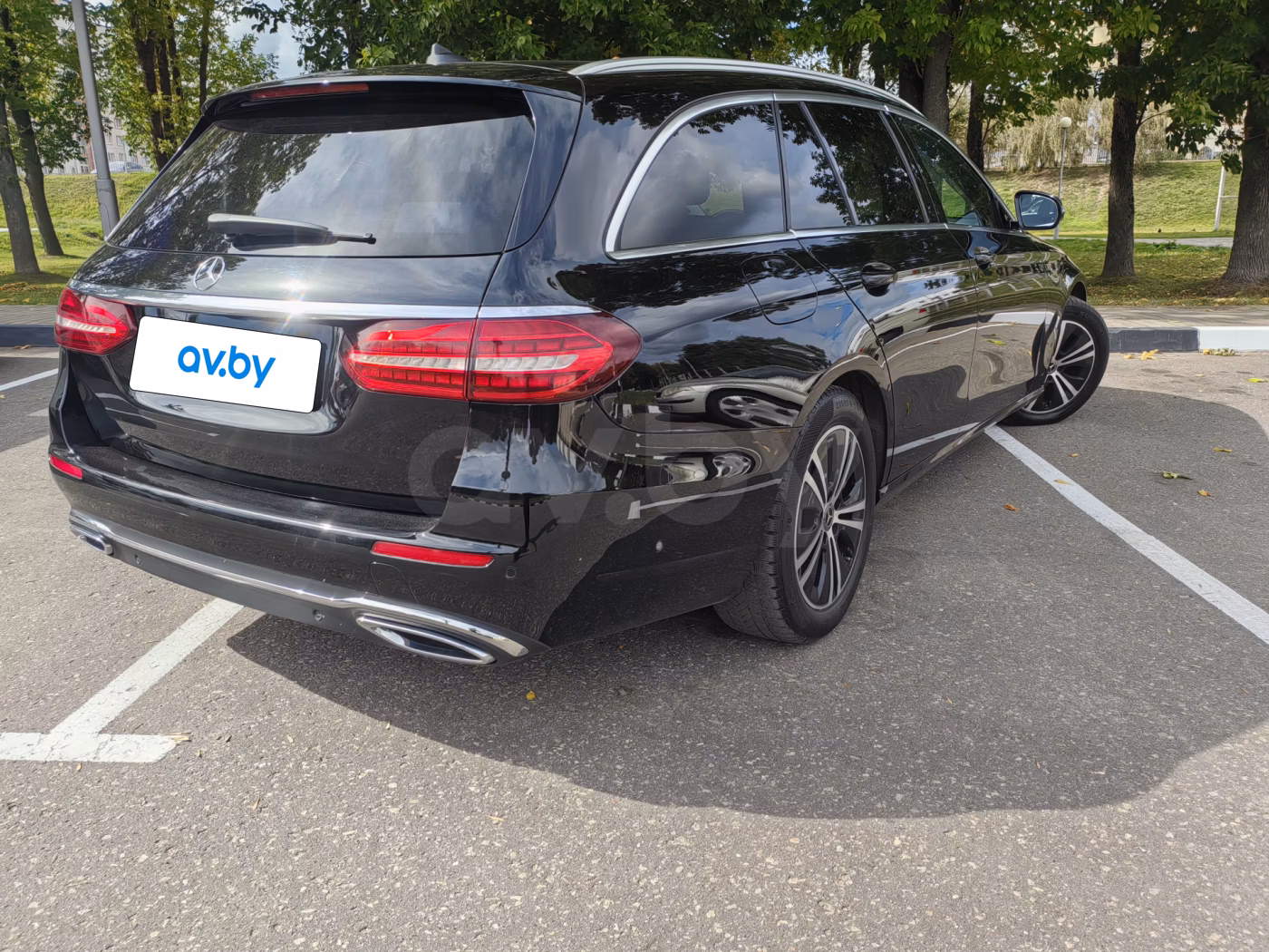 Mercedes-Benz E-Класс фото 15