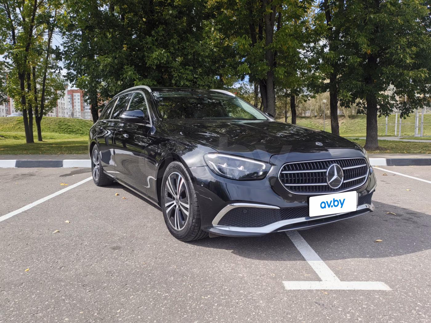 Mercedes-Benz E-Класс фото 16