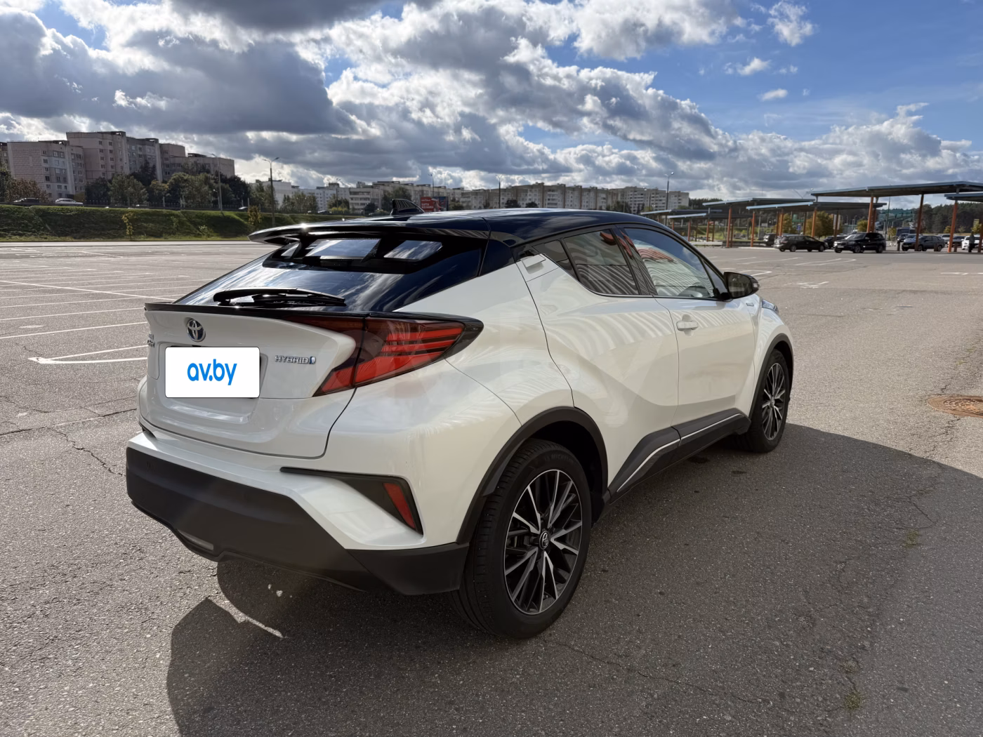 Toyota C-HR фото 4
