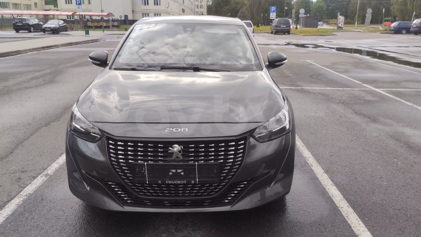 Peugeot 208 фото 4