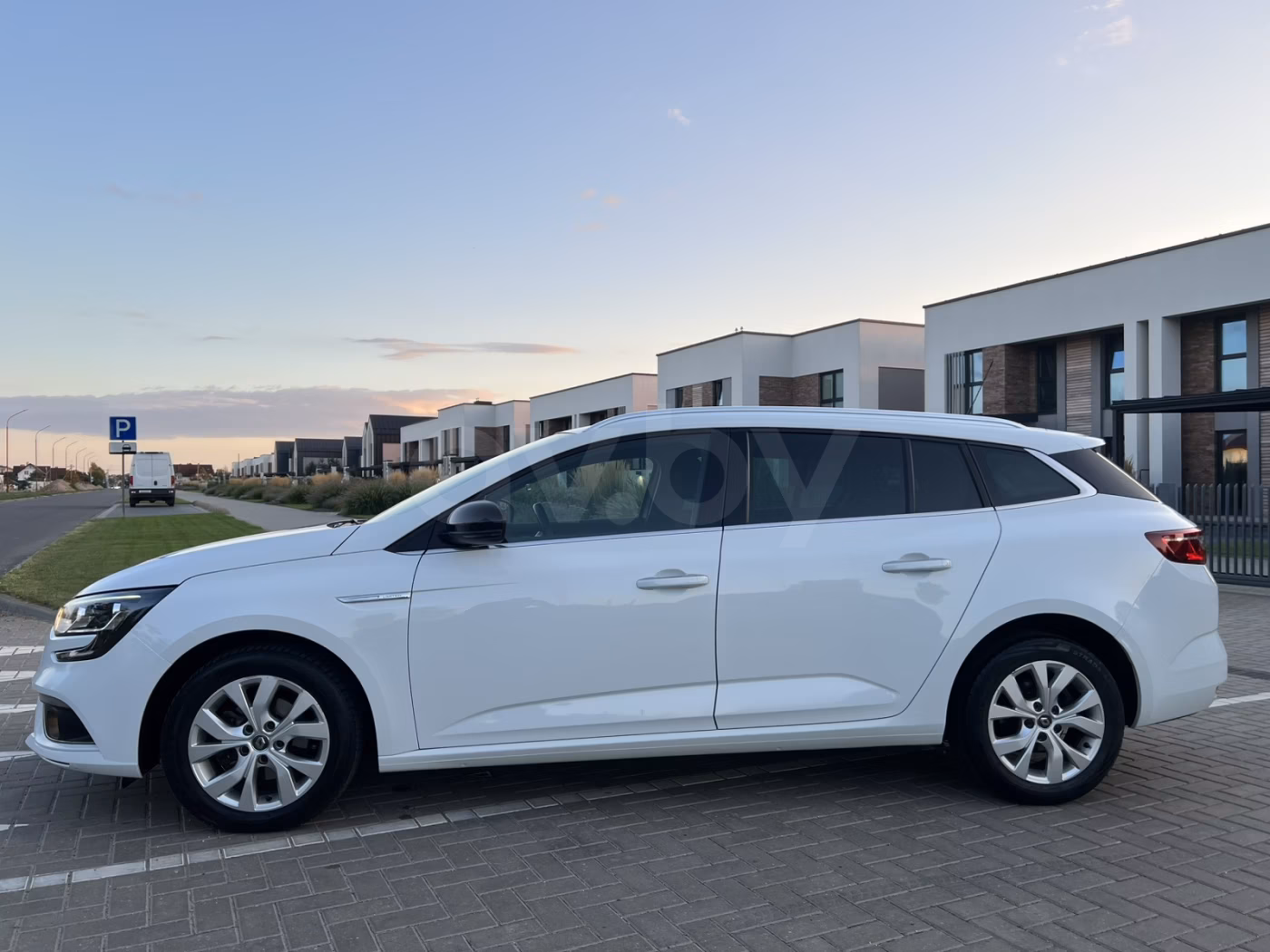 Renault Megane фото 3