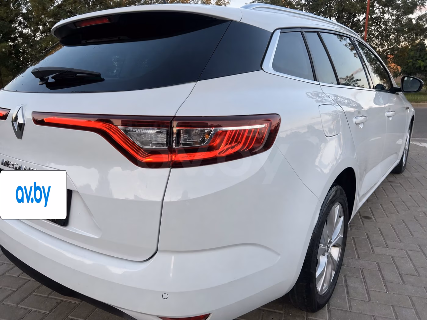 Renault Megane фото 7
