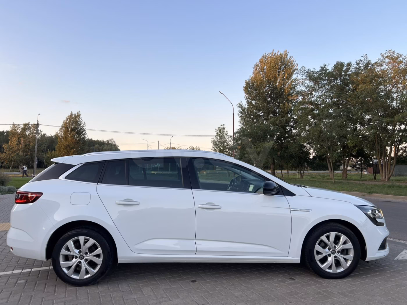 Renault Megane фото 9