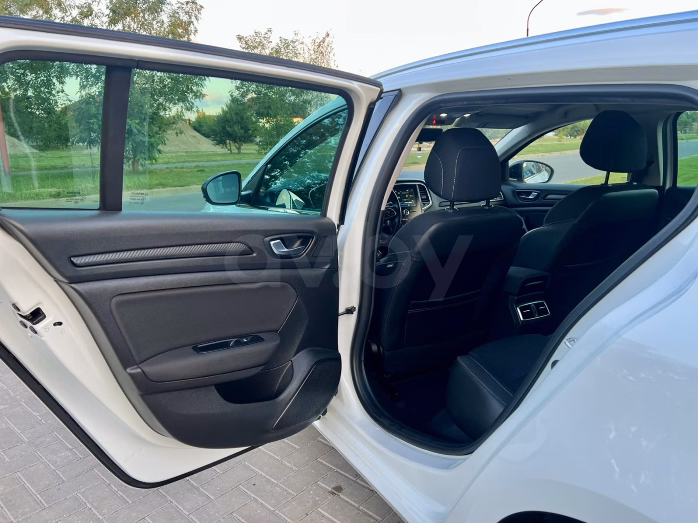 Renault Megane фото 14