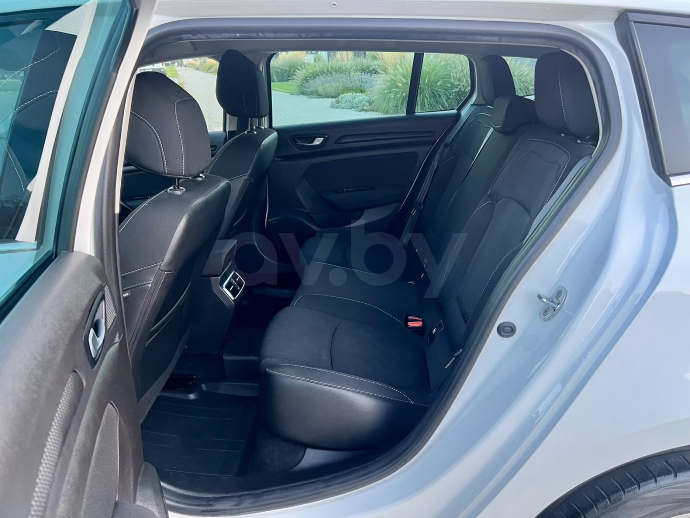 Renault Megane фото 15