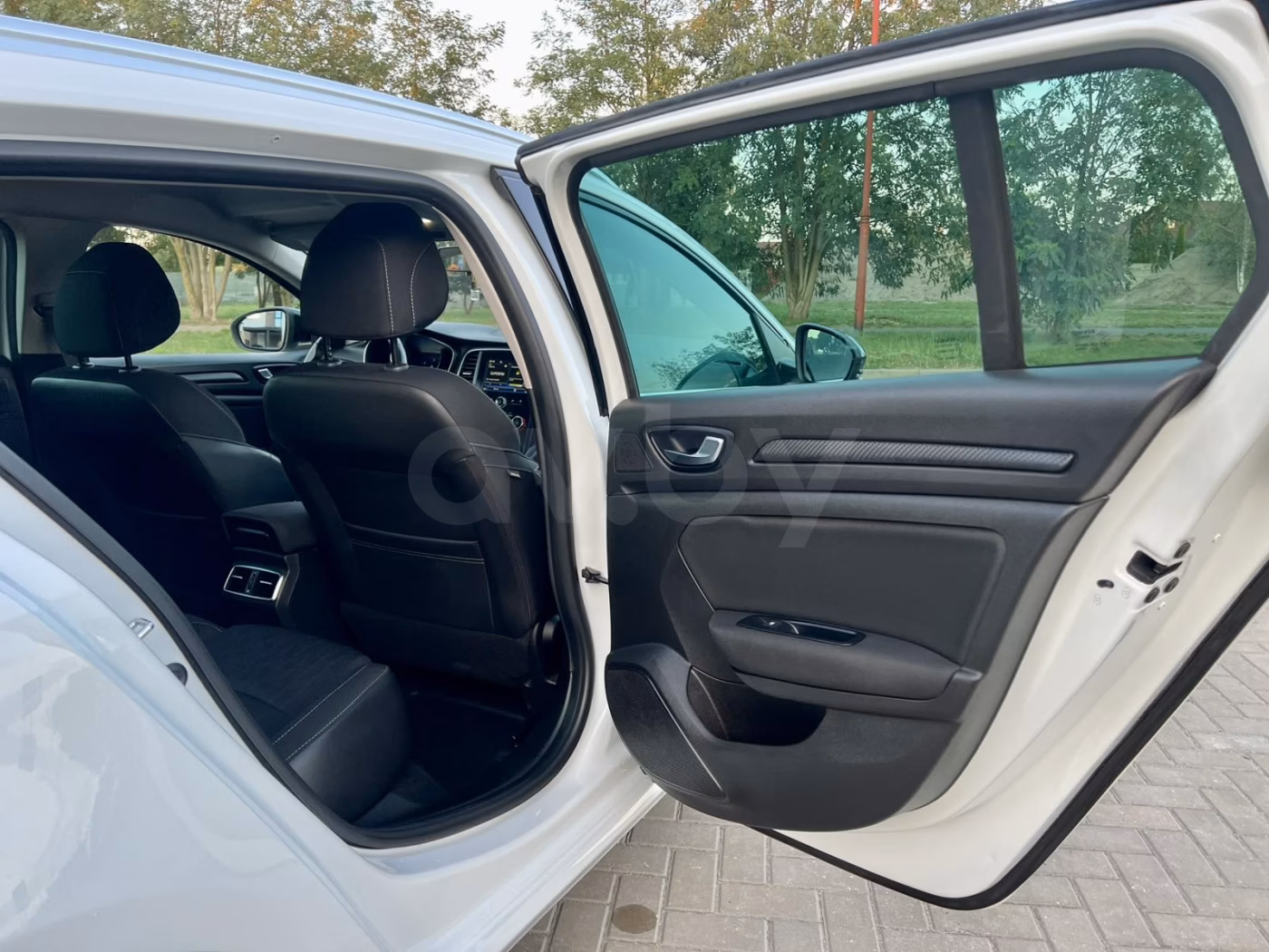 Renault Megane фото 18