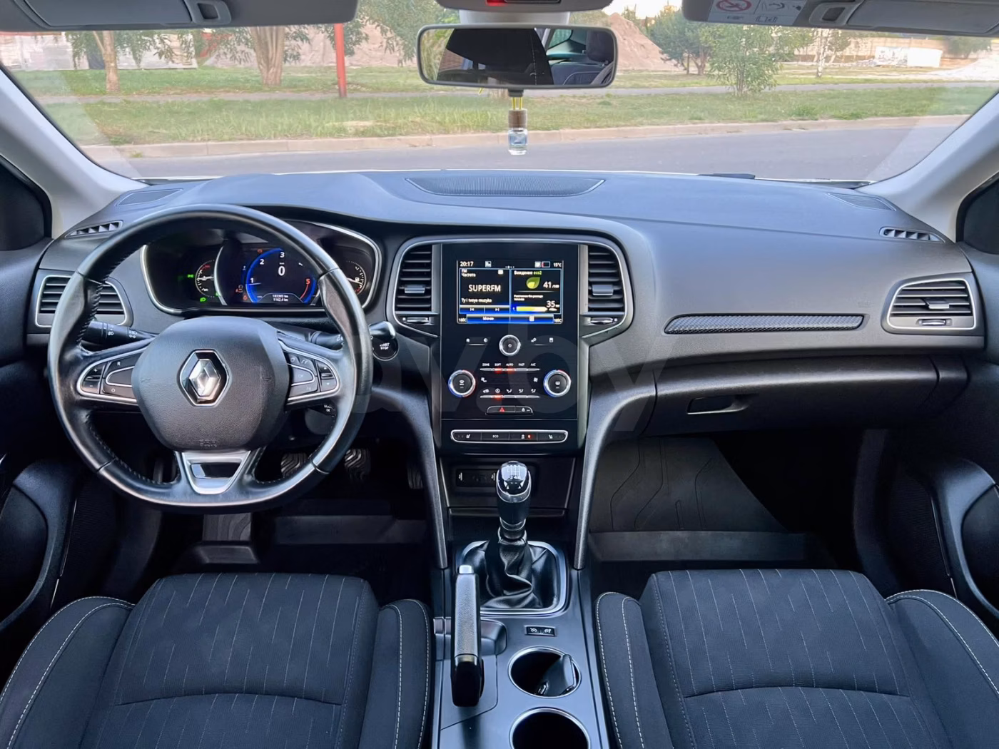 Renault Megane фото 21