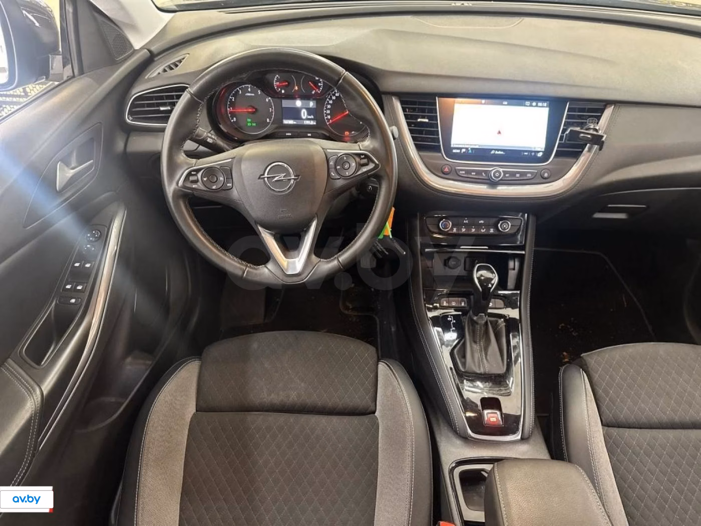 Opel Grandland X фото 16
