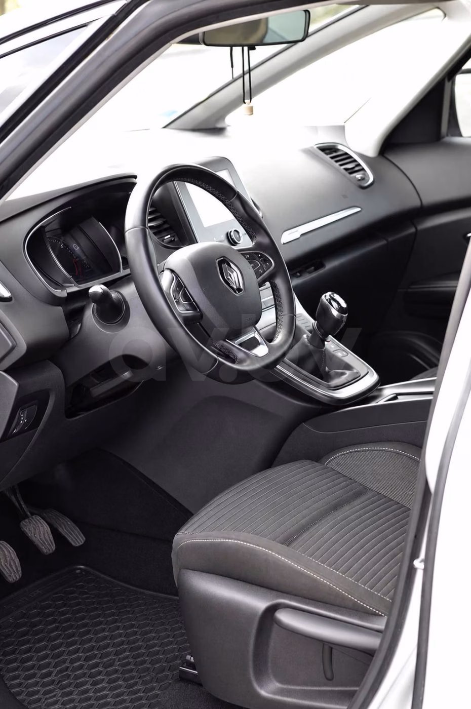 Renault Scenic фото 8