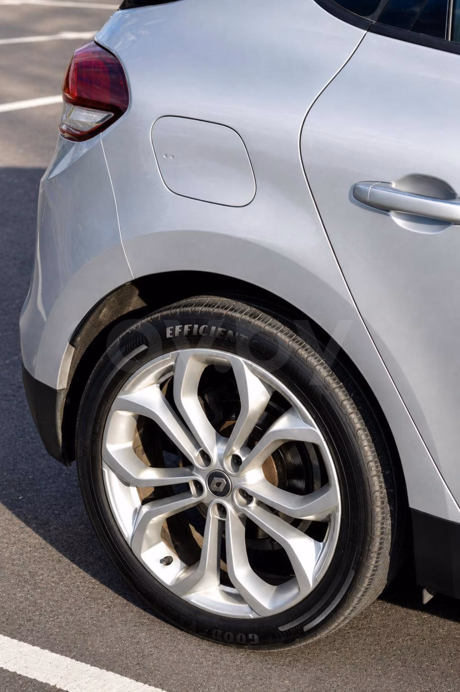 Renault Scenic фото 6