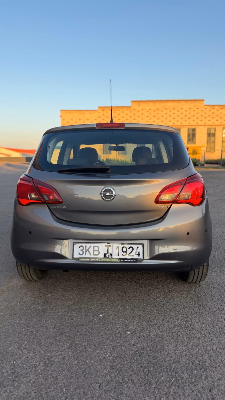 Opel Corsa фото 8