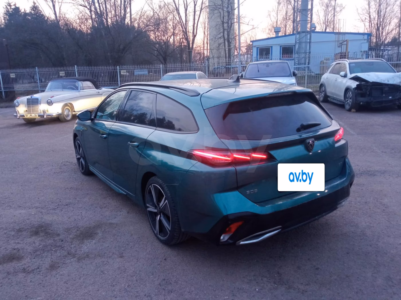 Peugeot 308 фото 12