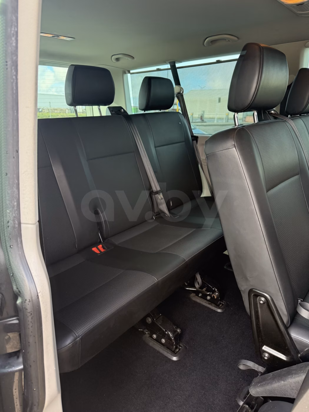 Volkswagen Caravelle фото 10