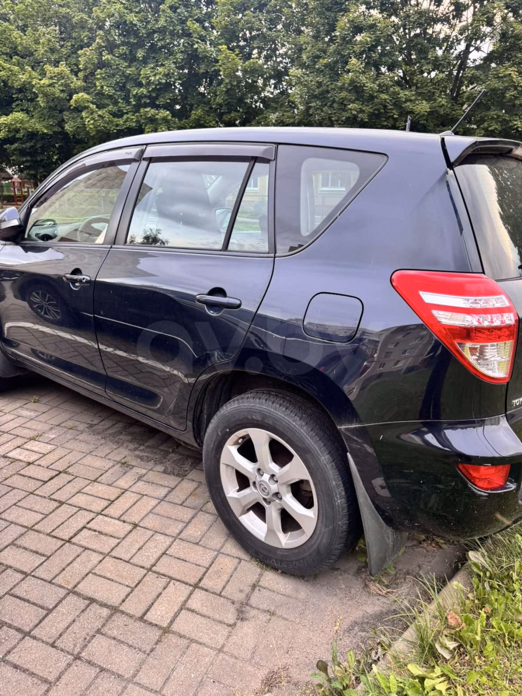 Toyota RAV4 фото 6