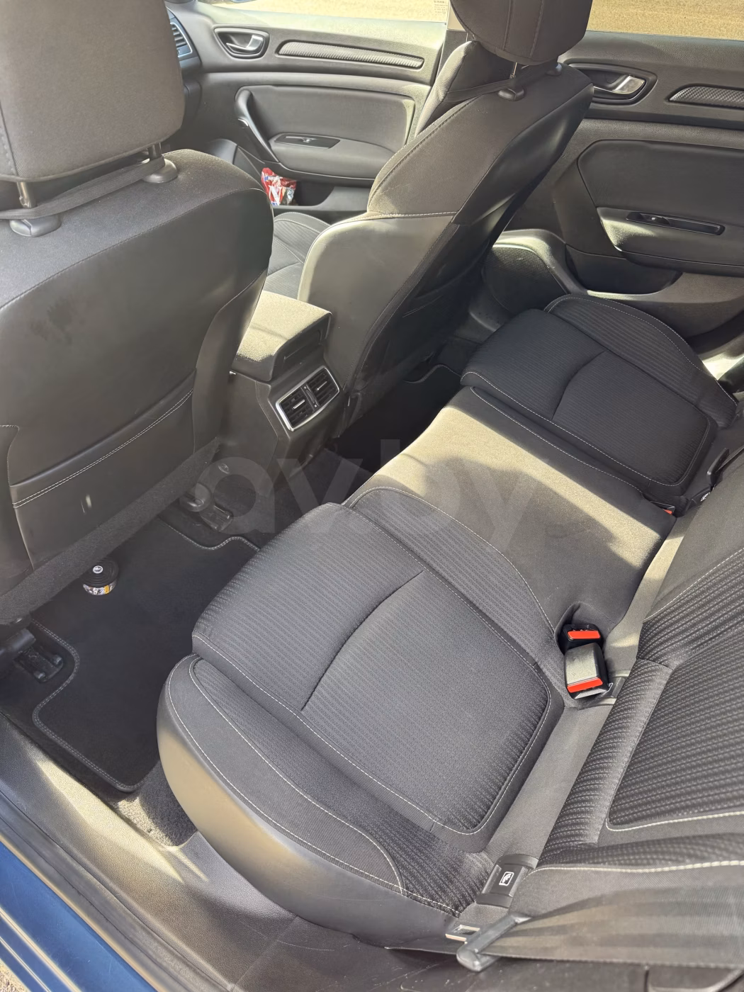 Renault Megane фото 10