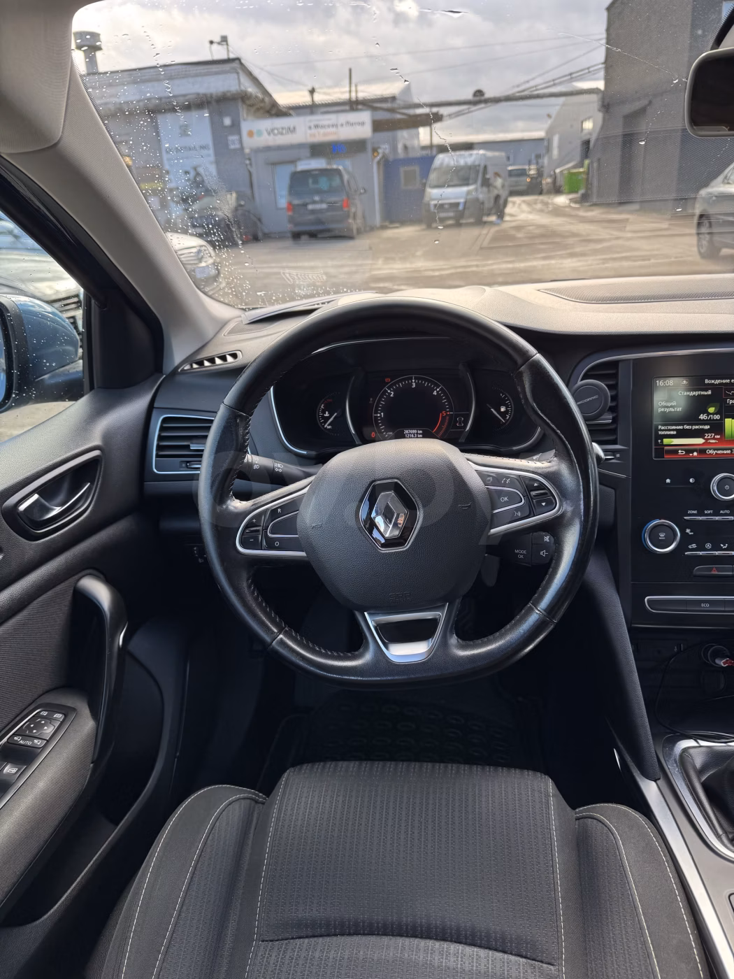 Renault Megane фото 7