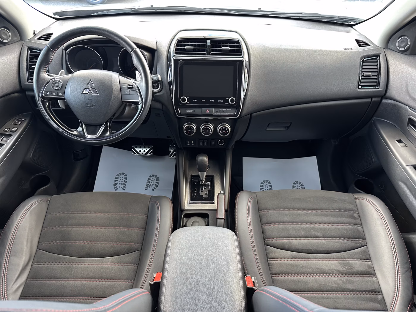 Mitsubishi ASX фото 12