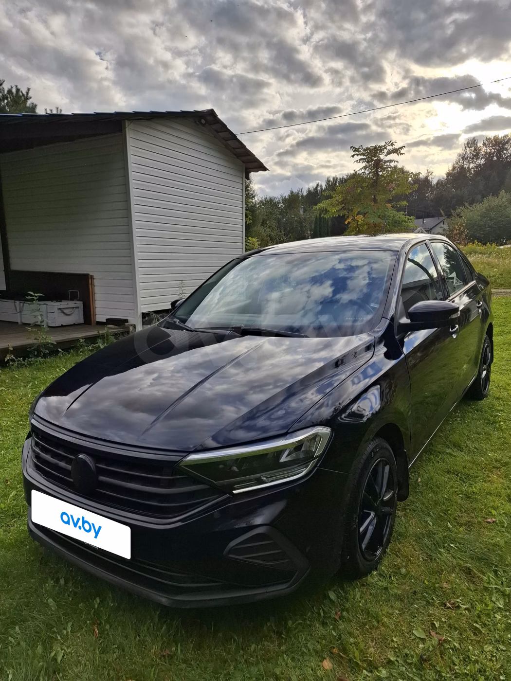 Volkswagen Polo Sedan фото 3