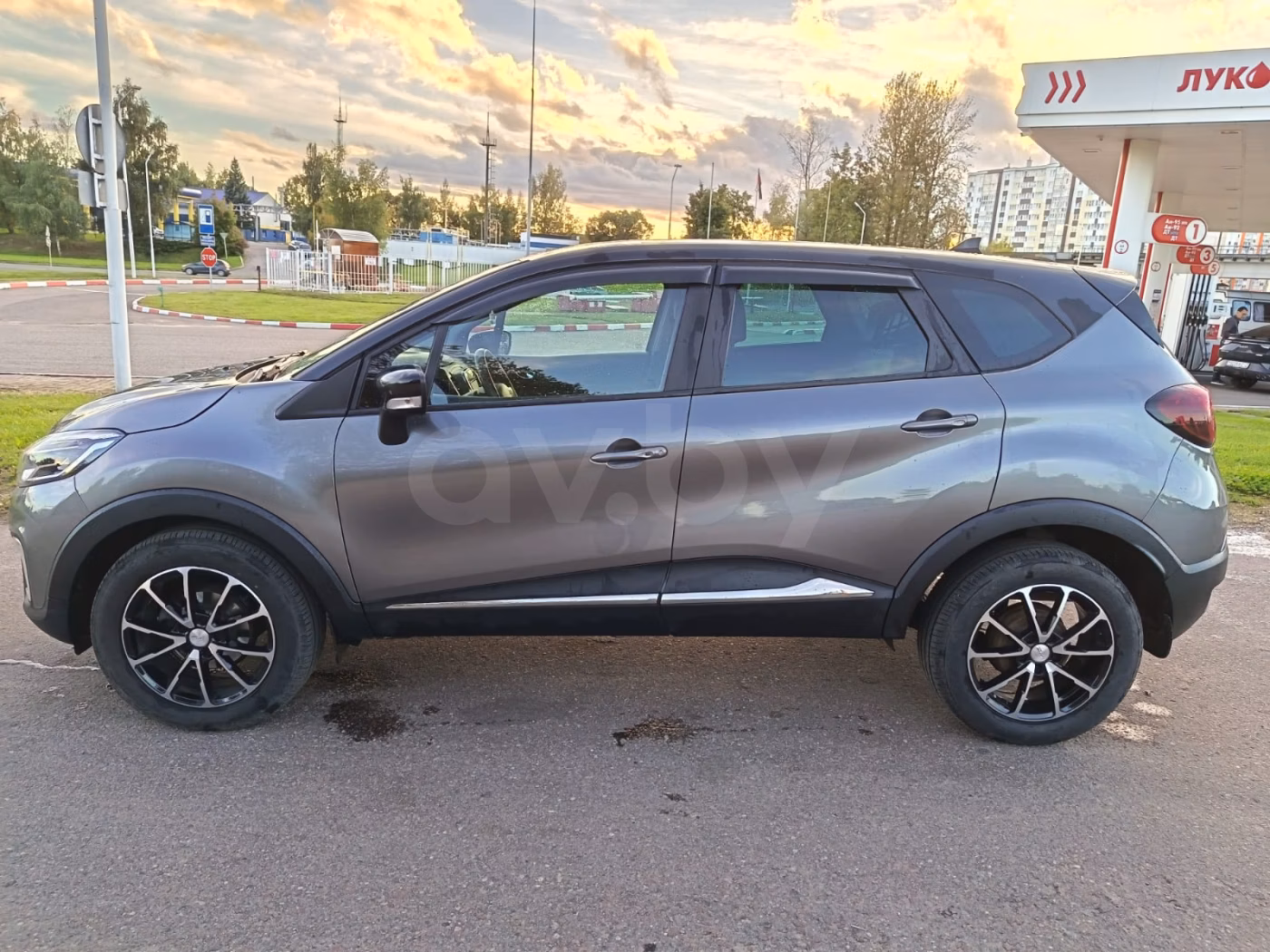 Renault Kaptur фото 8