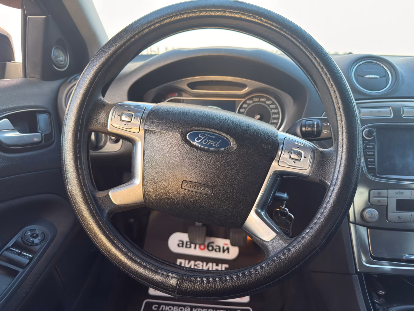 Ford Mondeo фото 12