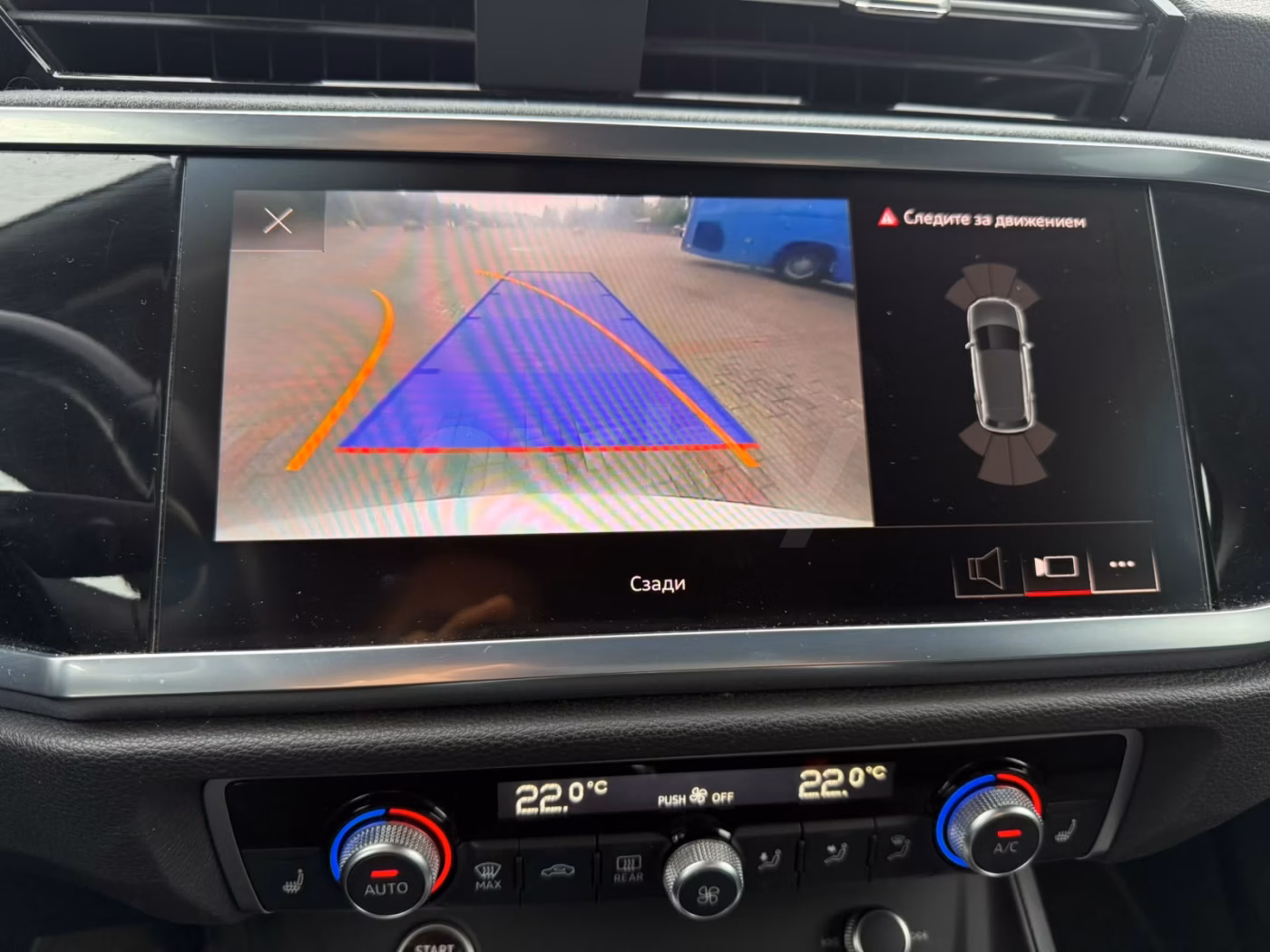 Audi Q3 фото 12