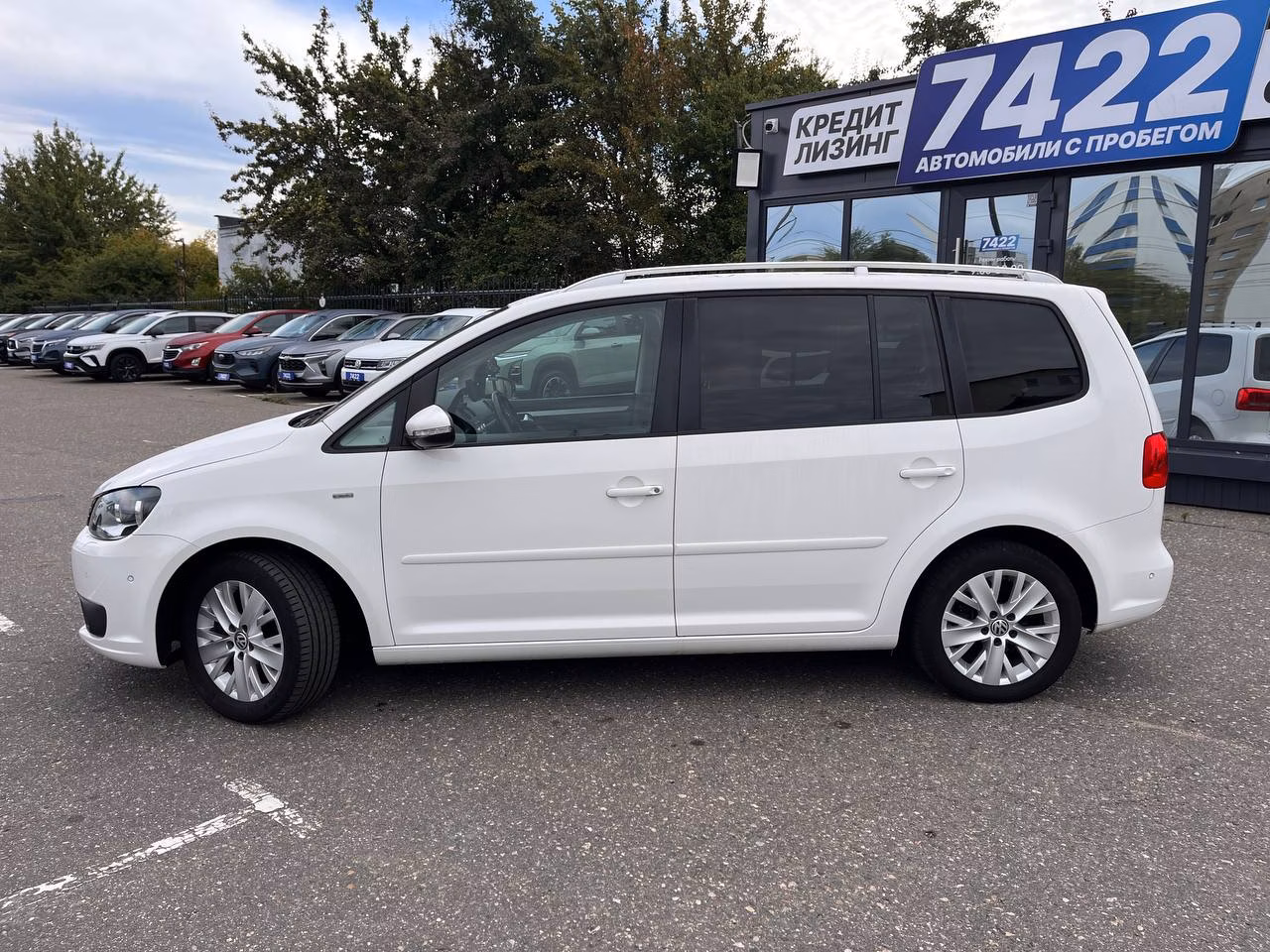 Volkswagen Touran фото 8