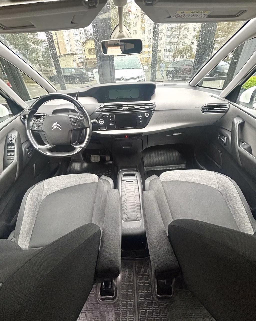 Citroen C4 Spacetourer фото 9