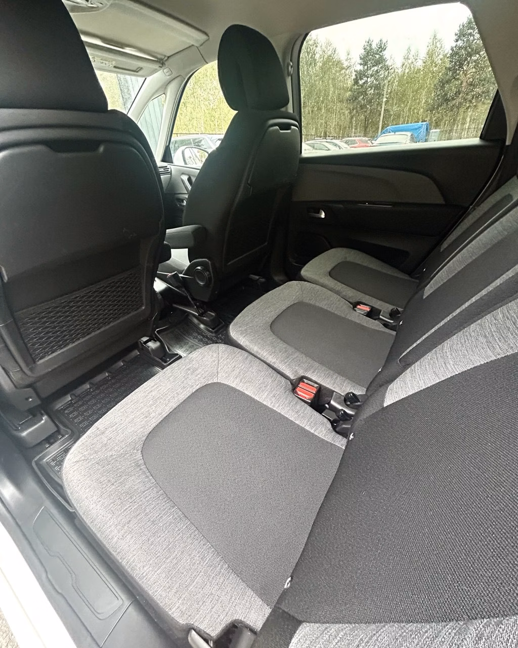 Citroen C4 Spacetourer фото 11