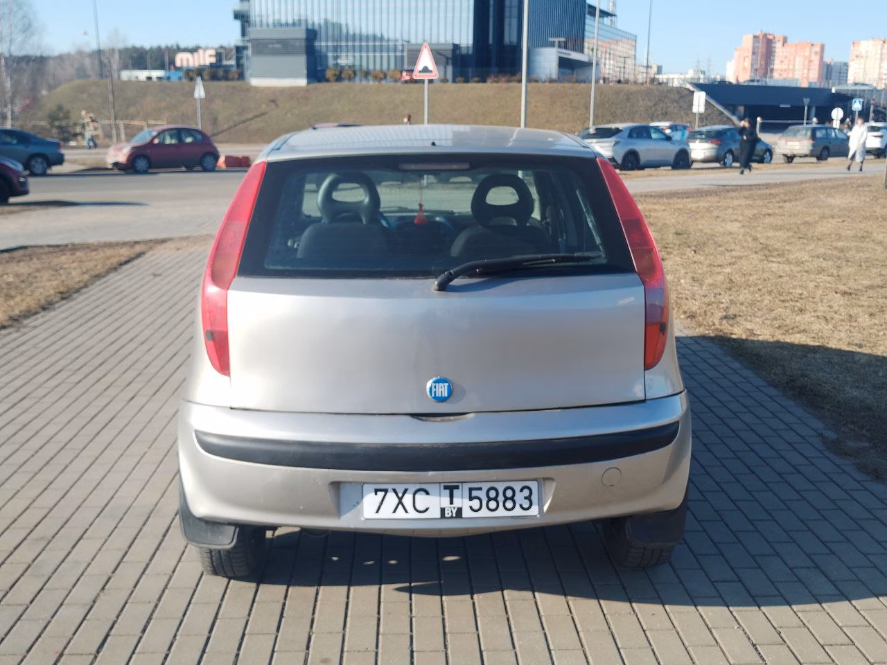 Fiat Punto фото 8
