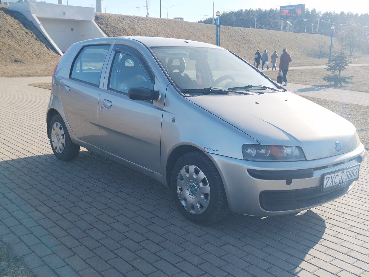 Fiat Punto фото 5