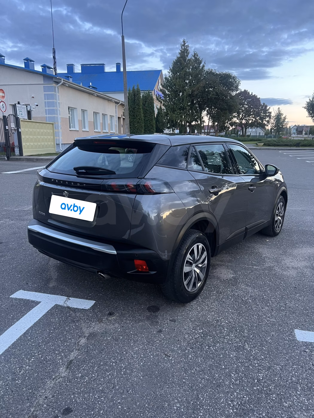 Peugeot 2008 фото 4