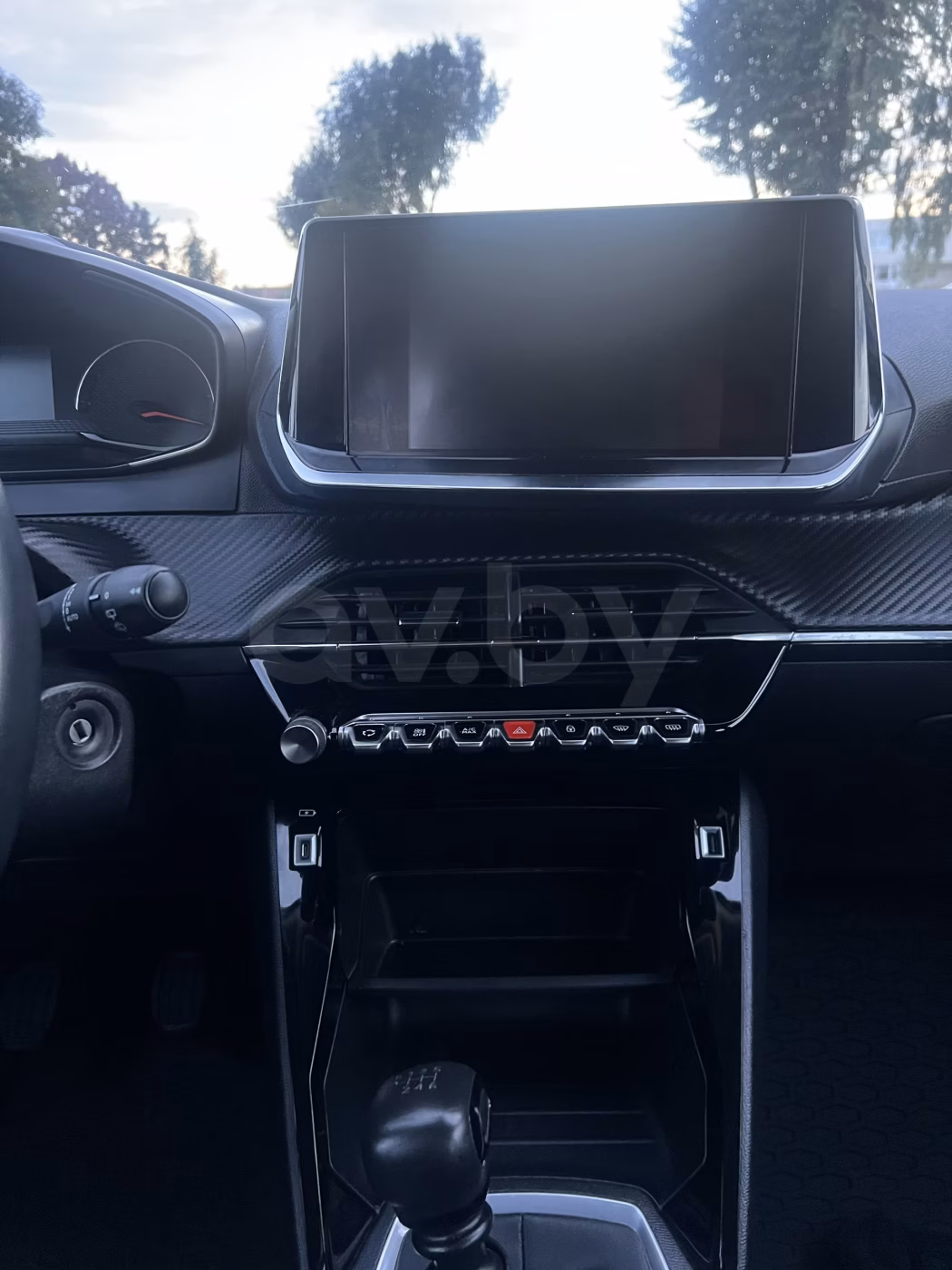 Peugeot 2008 фото 14
