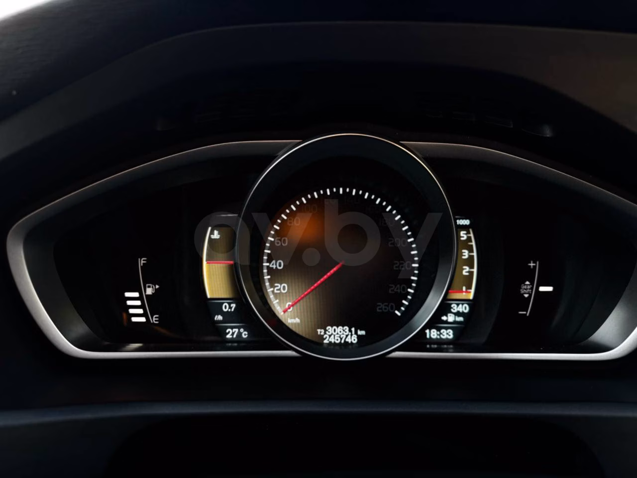 Volvo V40 Cross Country фото 24