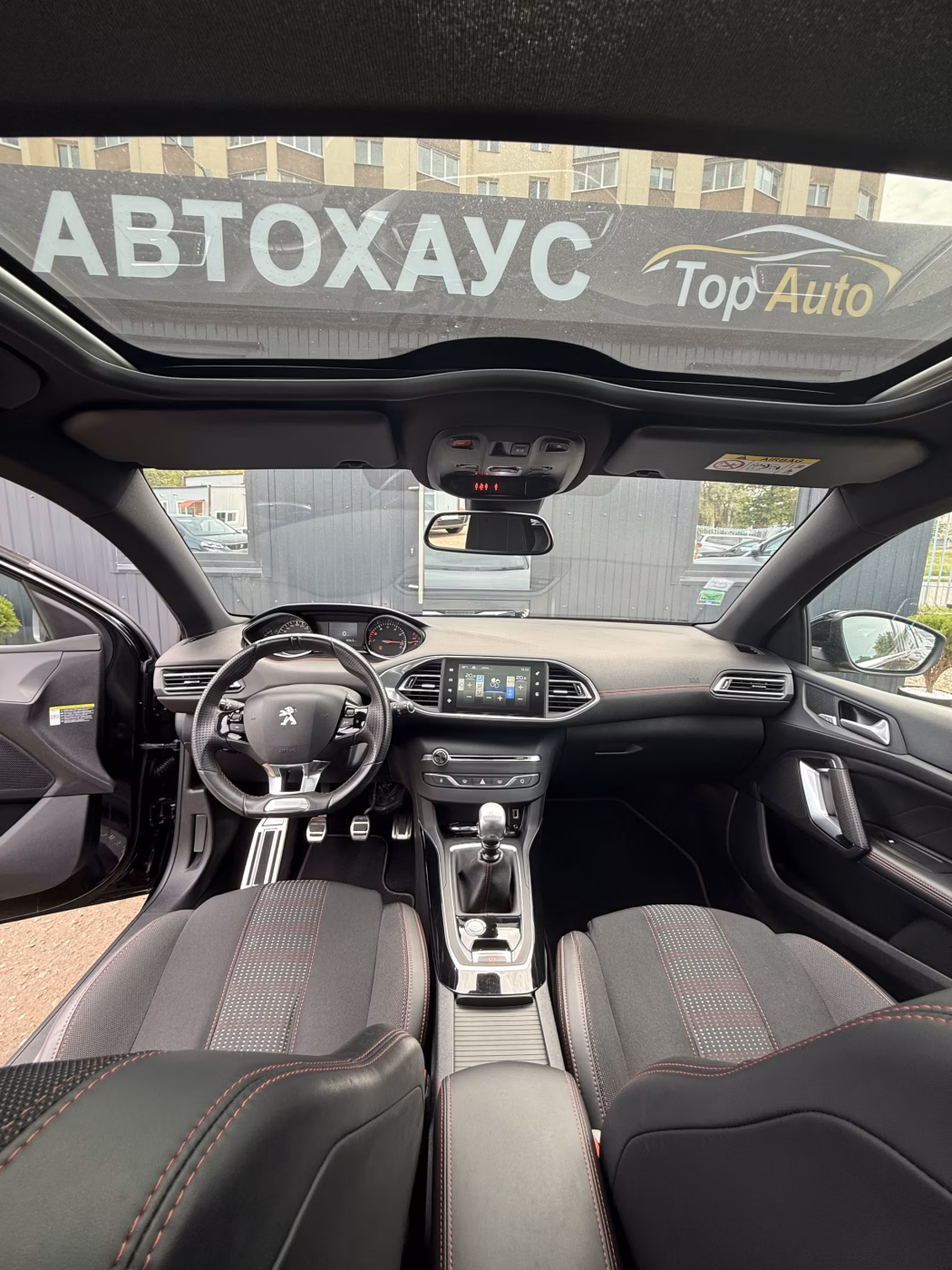 Peugeot 308 фото 9