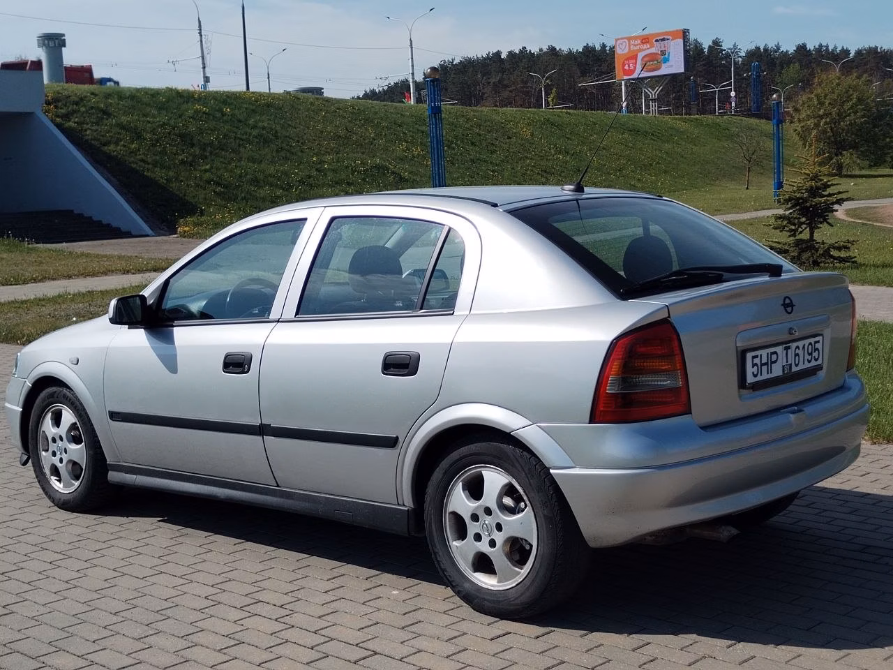 Opel Astra фото 7