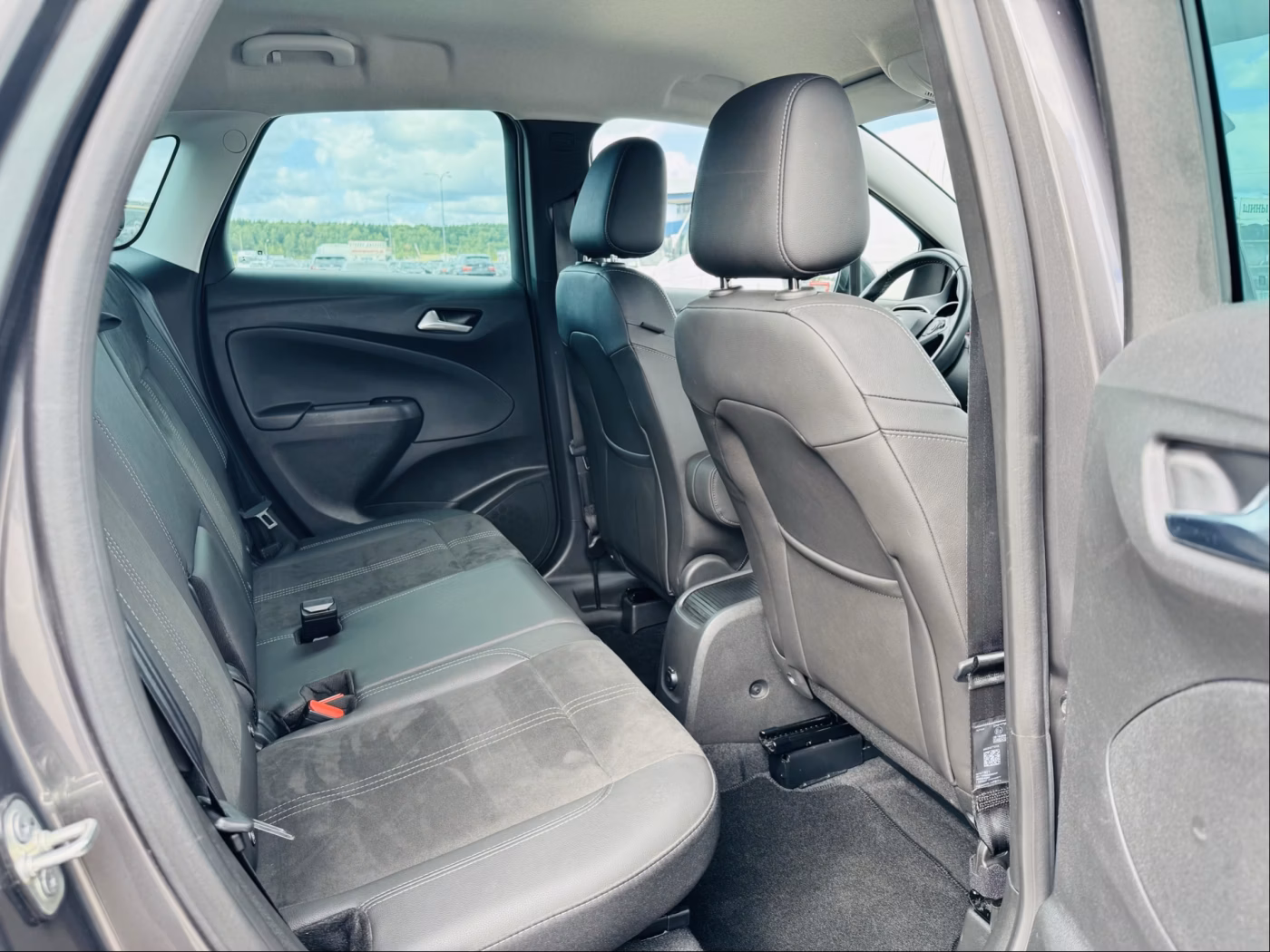 Opel Crossland X фото 7
